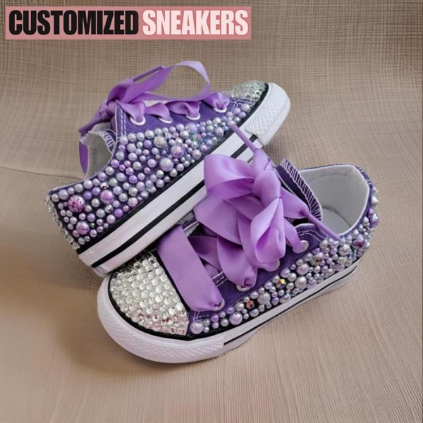 Personalized Low Top Sneakers / Pearl Bling for Girls, Boys / Custom Name / Ideal for Communions, Parties, Birthdays /canvas Shoes with Name